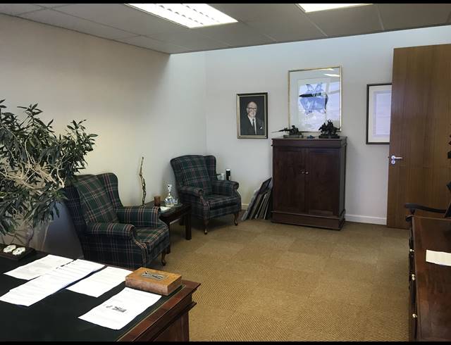 83M² OFFICE TO LET IN PLATTEKLOOF